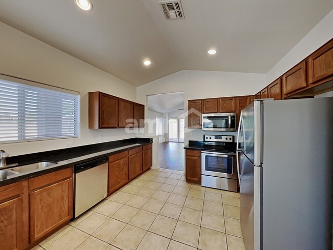 Photo - 5102 E Duane Ln