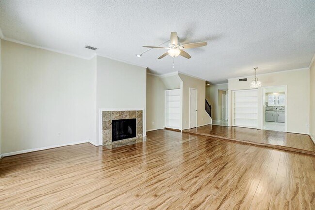 Photo - 1035 Fountain View Dr