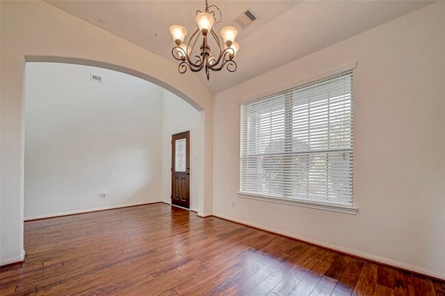 Photo - 11 Sagamore Ridge Pl