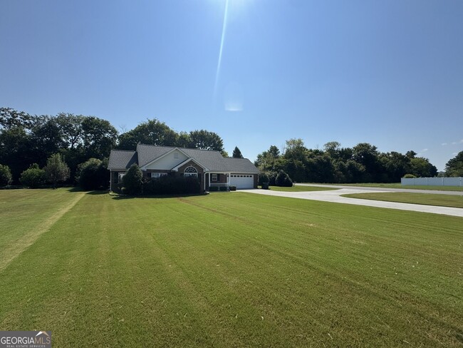 Photo - 134 Brookstone Dr SW