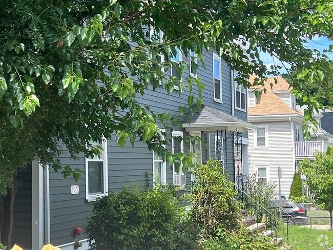Building Photo - 21 Ardent St Unit 2 Rental