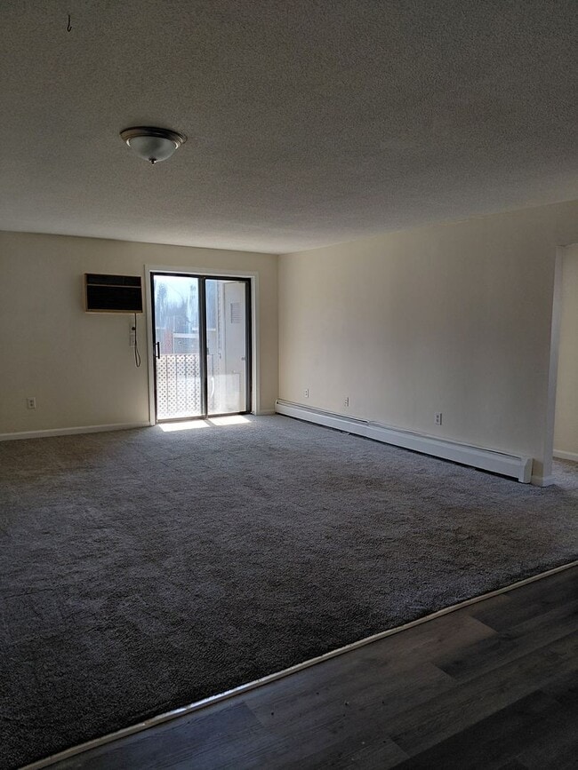 Photo - 4 Knights Bridge Dr Unit Knightsbridge Dr