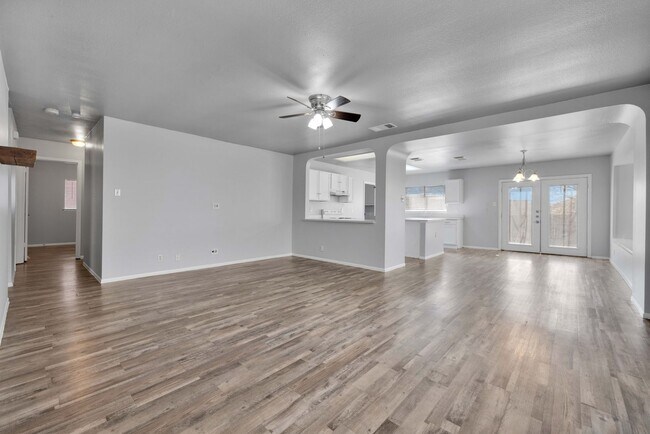 Photo - One story rental home in NW San Antonio!