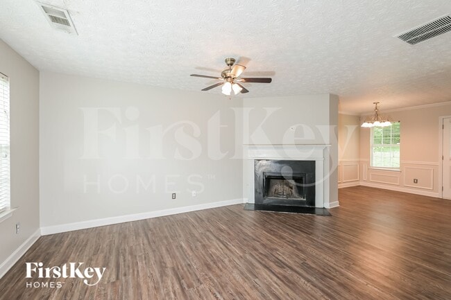 Photo - 4447 Chester Ln