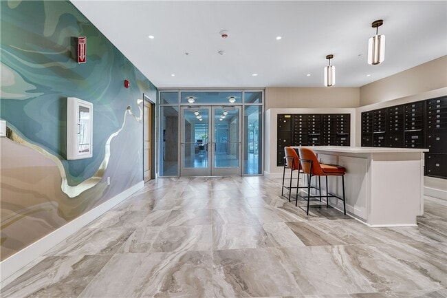 Photo - 160 School St