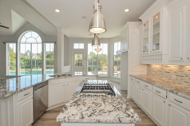 Building Photo - 1939 Cornerstone Pl Dr