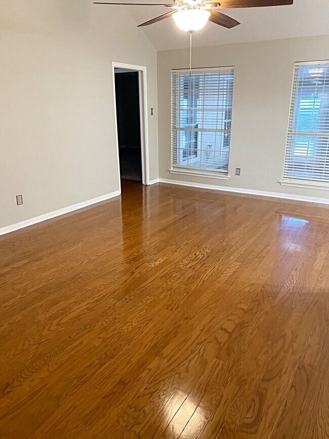 Photo - 9170 Manion Dr