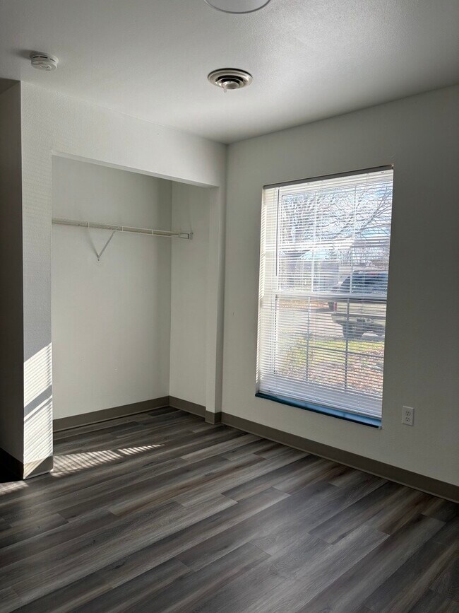 Hidden Glen Apartments