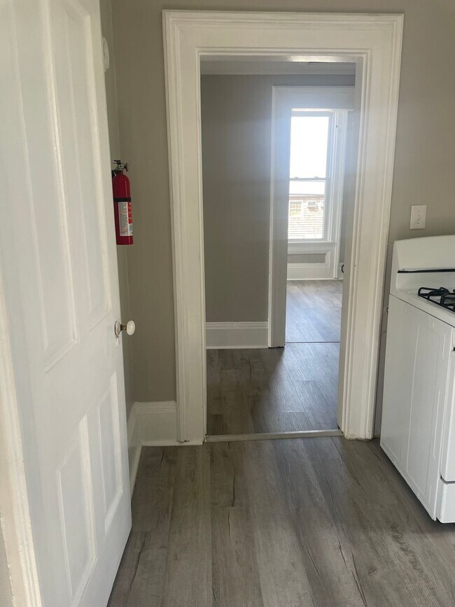 Photo - Oakland827 Unidad 827 1/2