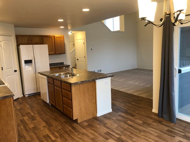 Photo - 622 Rosedale St