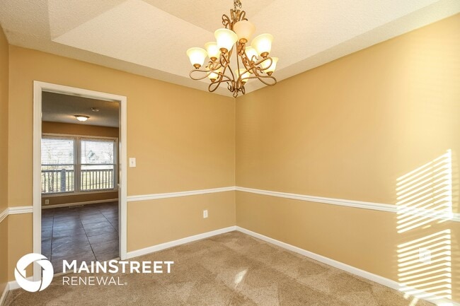 Photo - 14412 Wilshire Cir