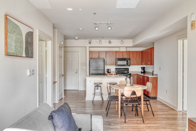 Photo - 11000 NE 10th St Unidad FL3-ID3501A