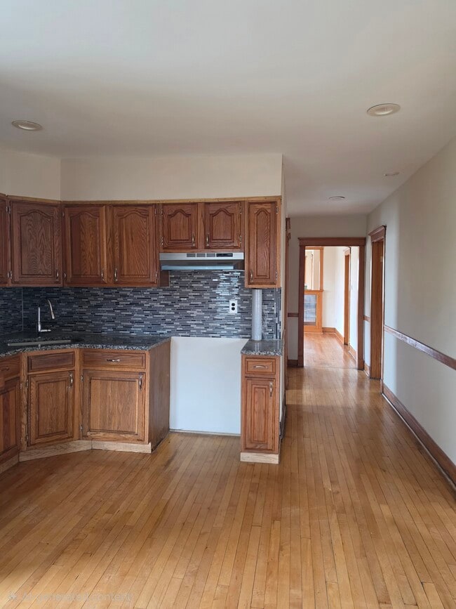 Building Photo - 4200 S Mozart St Unit #2