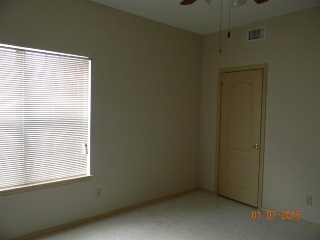 Photo - 409 N Mendiola Ave Unit A