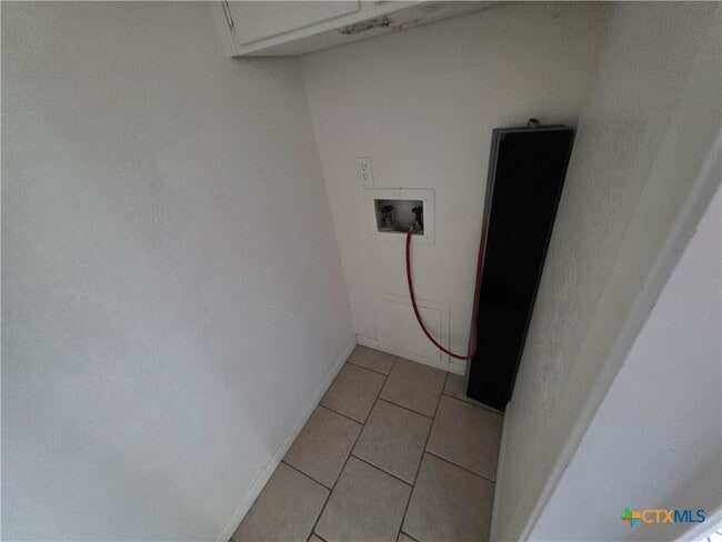 Photo - 3409 Victoria Cir