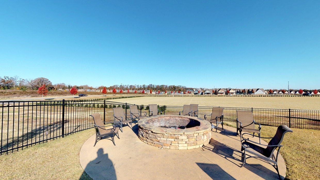Photo - The Pier Apartments