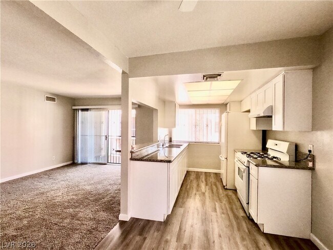 Photo - 1405 E Vegas Valley Dr Unit 298