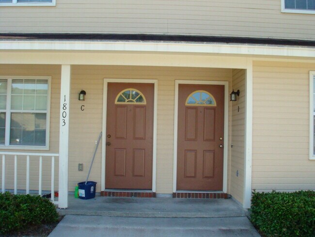 Photo - 1803 Plum St Unit C