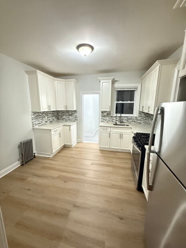 Photo - 125 Chester St Unit Apt 2