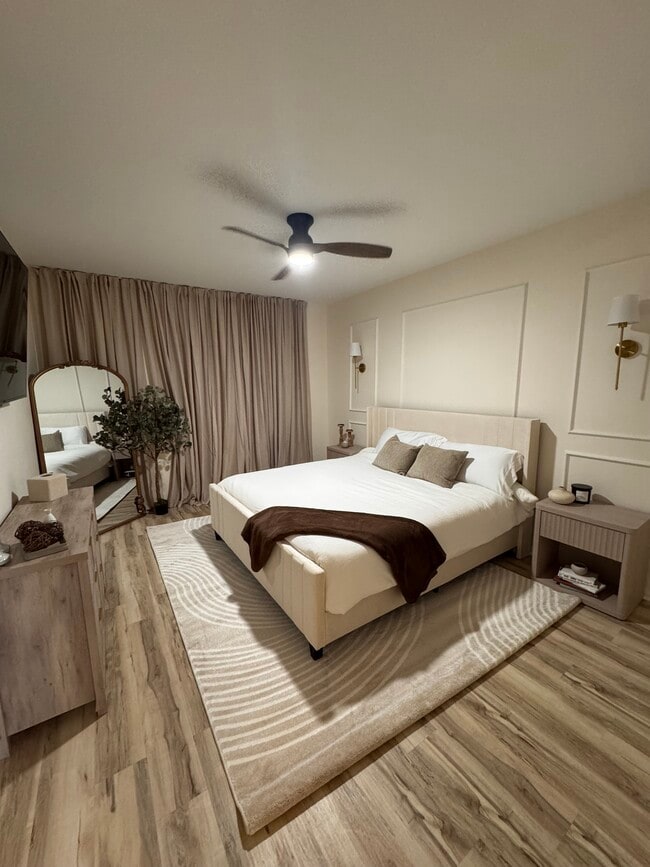 Photo - 7701 W Robindale Rd Unit 142