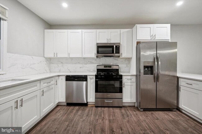 Photo - 3304 W Allegheny Ave