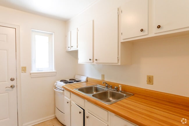 2BR,1BA
