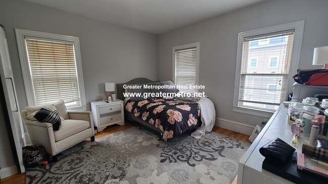 Building Photo - 116 M St Unit 2