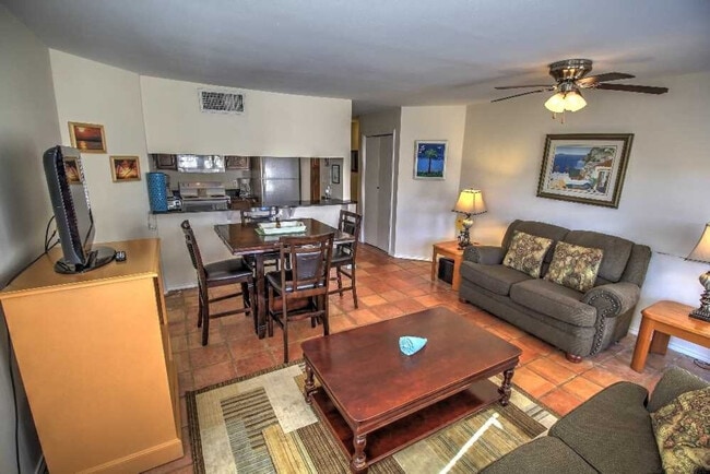 Photo - 200 Padre Blvd Unidad ID1255574P