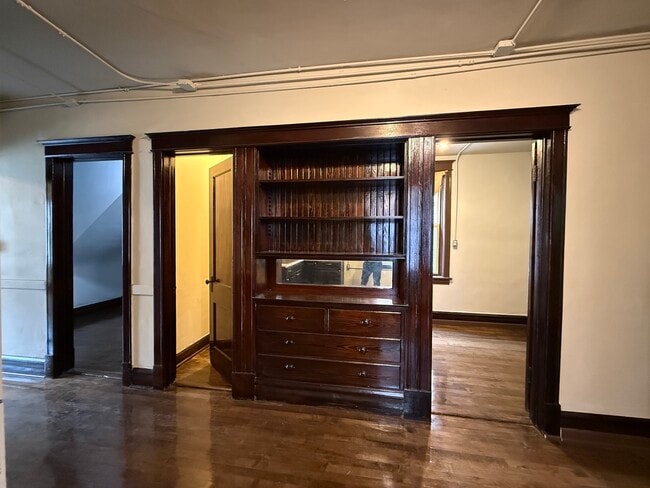 Photo - 4222 W Cullerton St