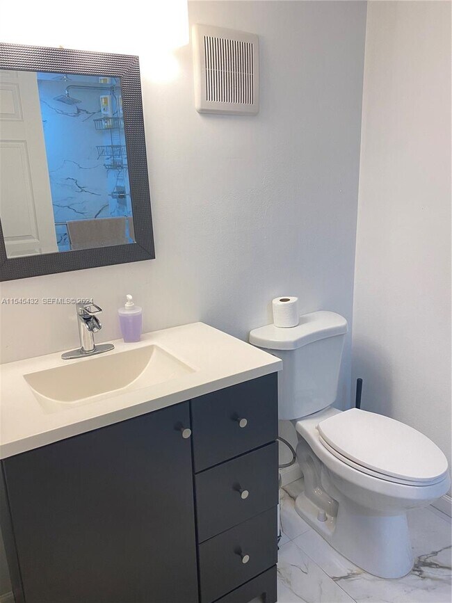 Photo - 753 Michigan Ave Unit 1A