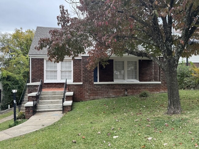 Photo - 1605 4th Terrace W