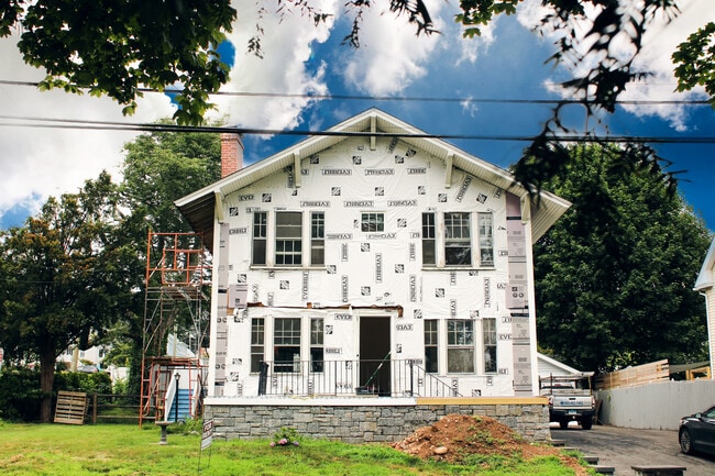 Building Photo - 142 Connecticut Ave Rental