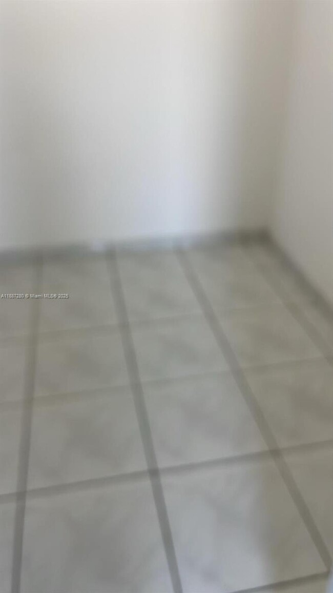 Photo - 12665 NE 16th Ave Unidad 32