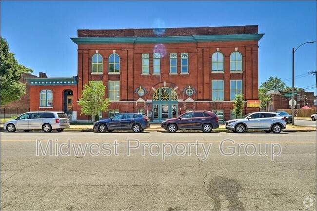 Building Photo - 4244 Chouteau Ave Rental