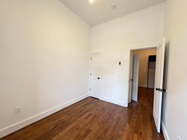 Photo - 48 Bergen Ave Unit 1F