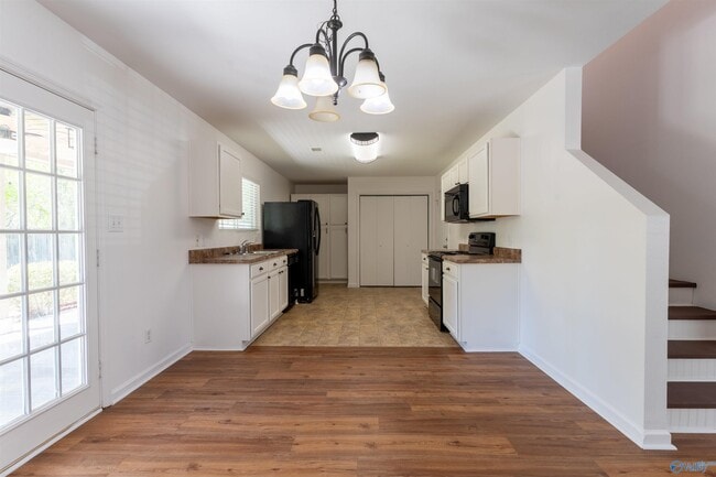 Photo - 16788 Wellhouse Dr