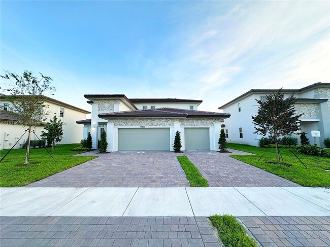 Building Photo - 12308 SW 43rd St Rental