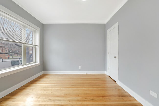 Photo - 1343 W 80th St Unit 1