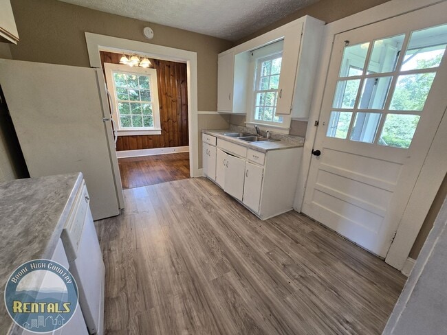 Photo - 310 Ridge St NW Unit Main House