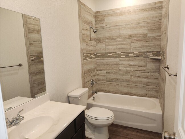 Photo - 3414 Abraham Dr Unit B