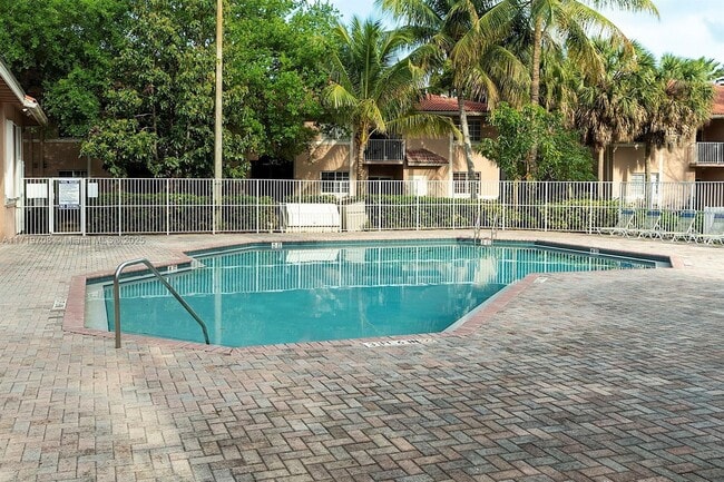 Photo - 3241 Sabal Palm Mnr Unit #105