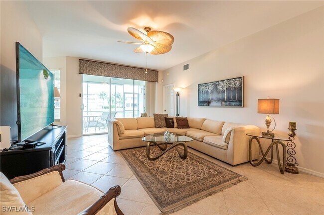 Photo - 15150 Royal Windsor Ln Unidad 1403