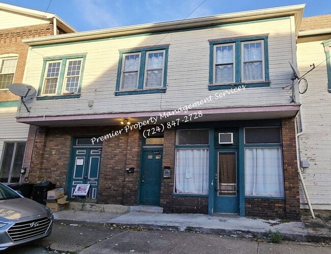 Building Photo - 179 N Elm St Unit A