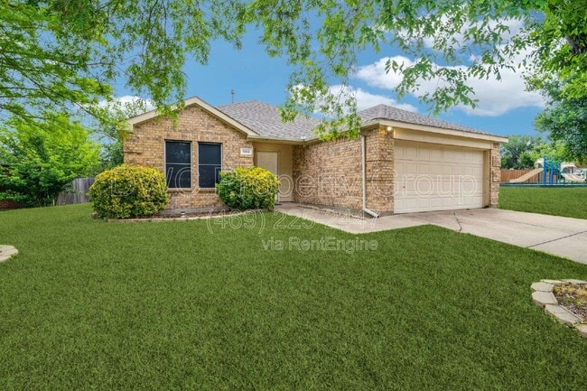 Building Photo - 1002 Manassas Dr