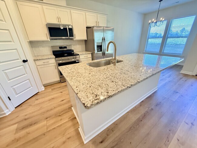 16639 Aspen Ln