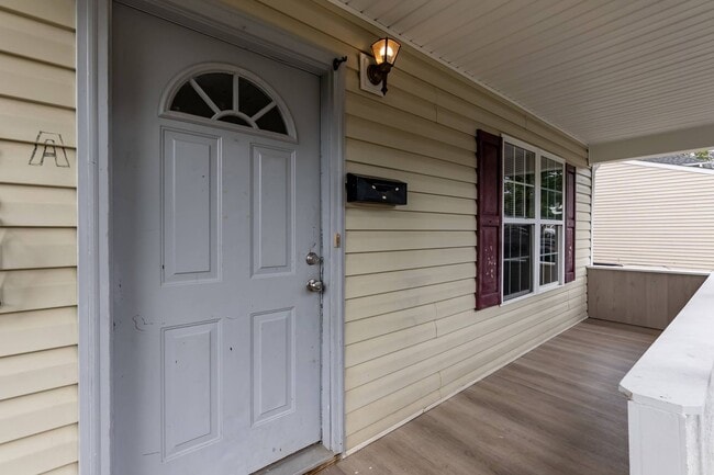 Photo - 616 Middle St Unit 616A Middle St