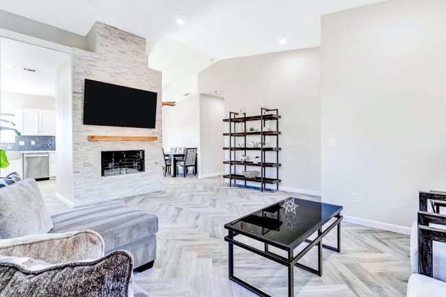 Photo - 66815 Vista Pl
