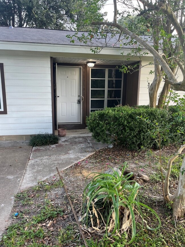 Photo - 7202 Carver Ave