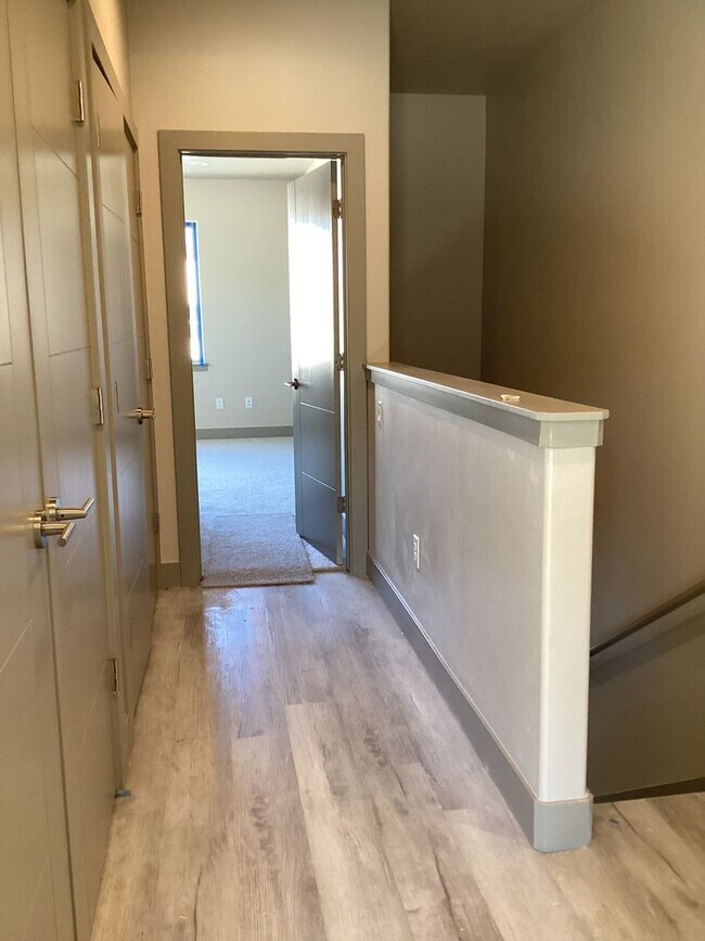 Photo - Townhome For Rent