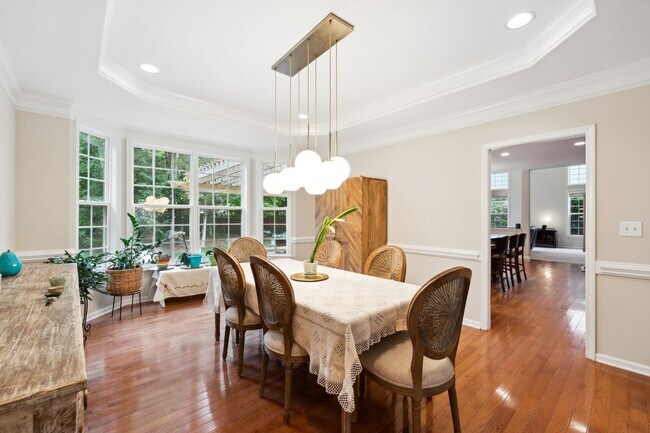 Photo - Stunning 5bd/4.5ba Home Near Duke Universi...